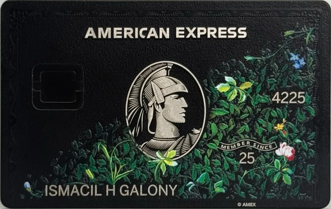 Floral Black AMEX 金屬卡卡面展示